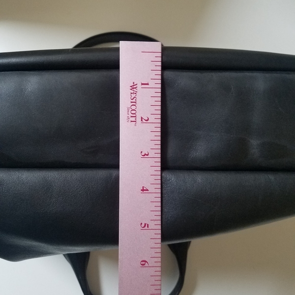 UGG Leather Slim Branford Satchel Laptop Work Bag - Picture 9 of 15